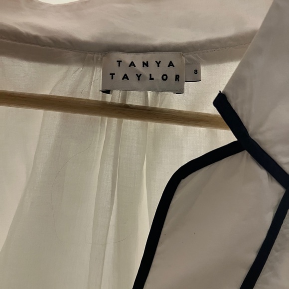 Tanya Taylor Briana Palm Embroidered
Dress size 8 great clean condition - Picture 3 of 6